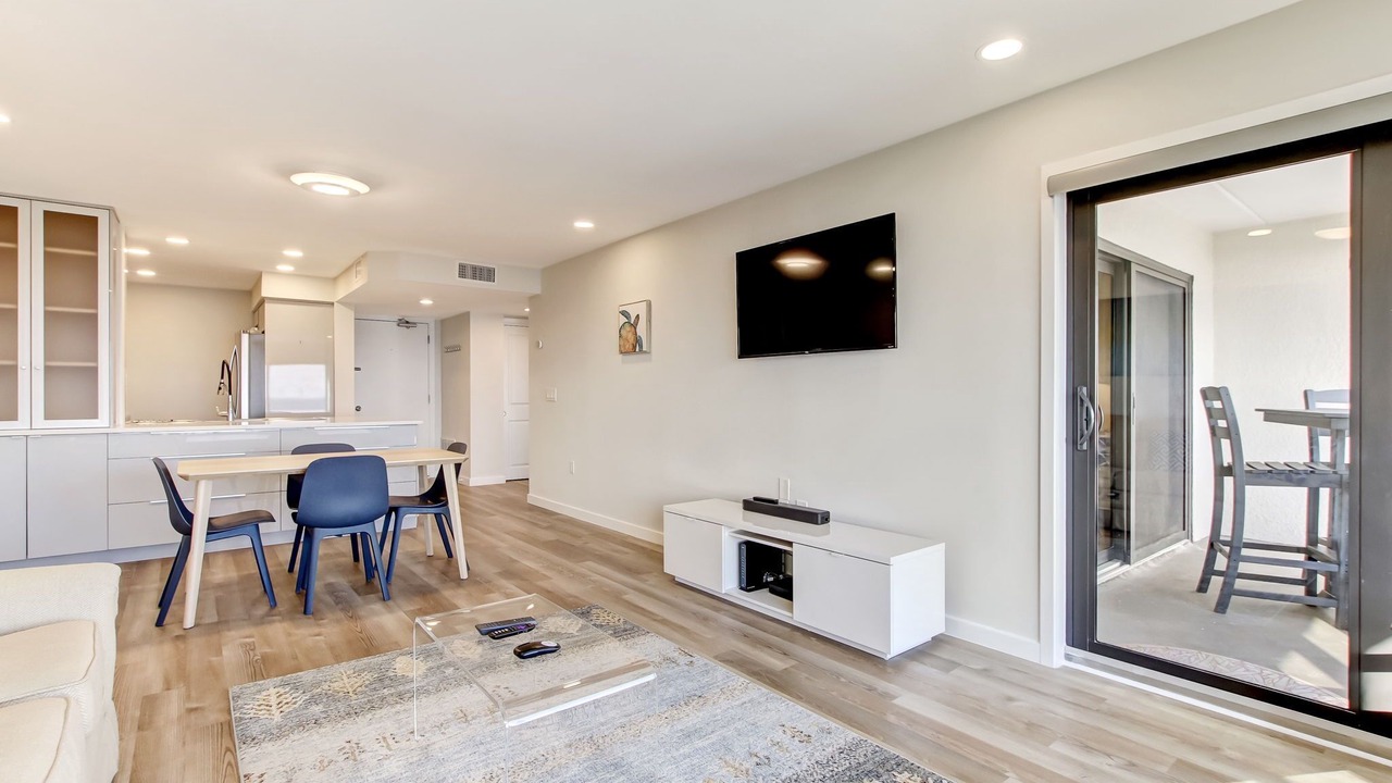 Photo of Livingroom in Amelia City