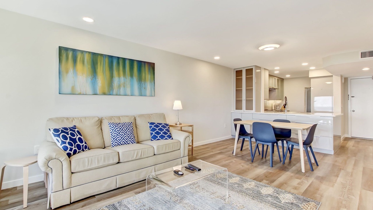 Photo of Livingroom in Amelia City