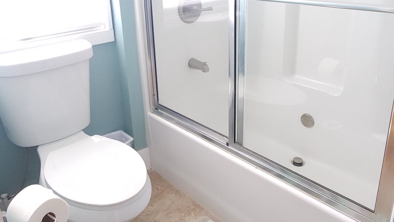 Photo of Bathroom in Truckland