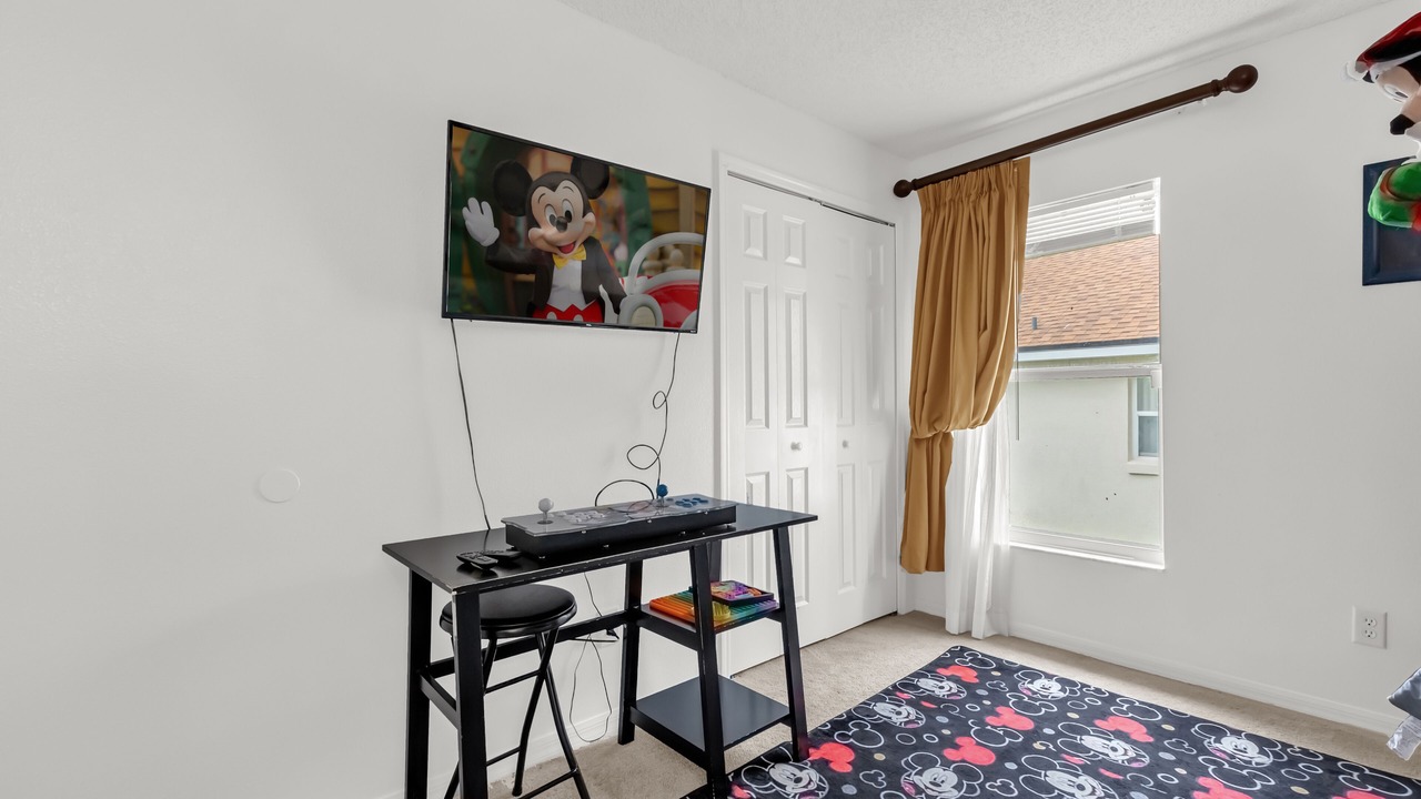 Photo of Bedroom in Florida Pines