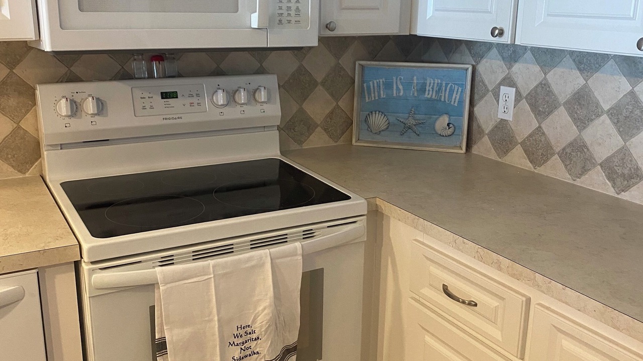 Photo of Kitchen in Hudson Beach Estates
