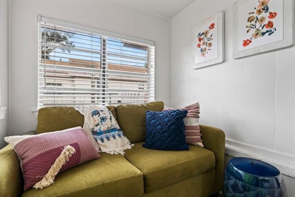 Photo of Livingroom in Jacksonville Beach
