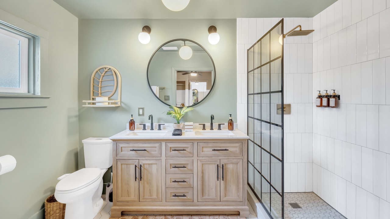 Photo of Bathroom in Murray Hill