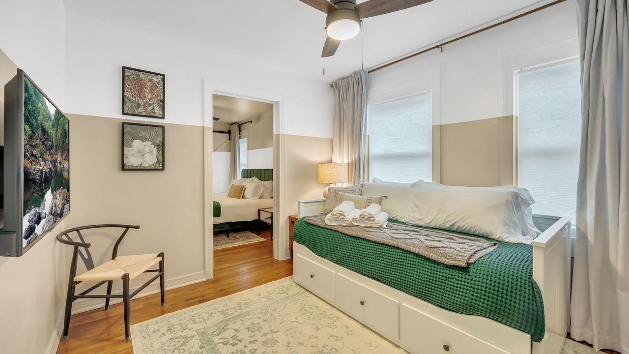 Photo of Bedroom in Murray Hill