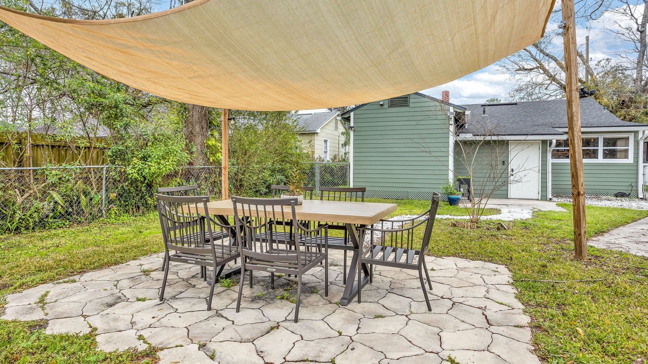 Photo of Outdoor in Murray Hill