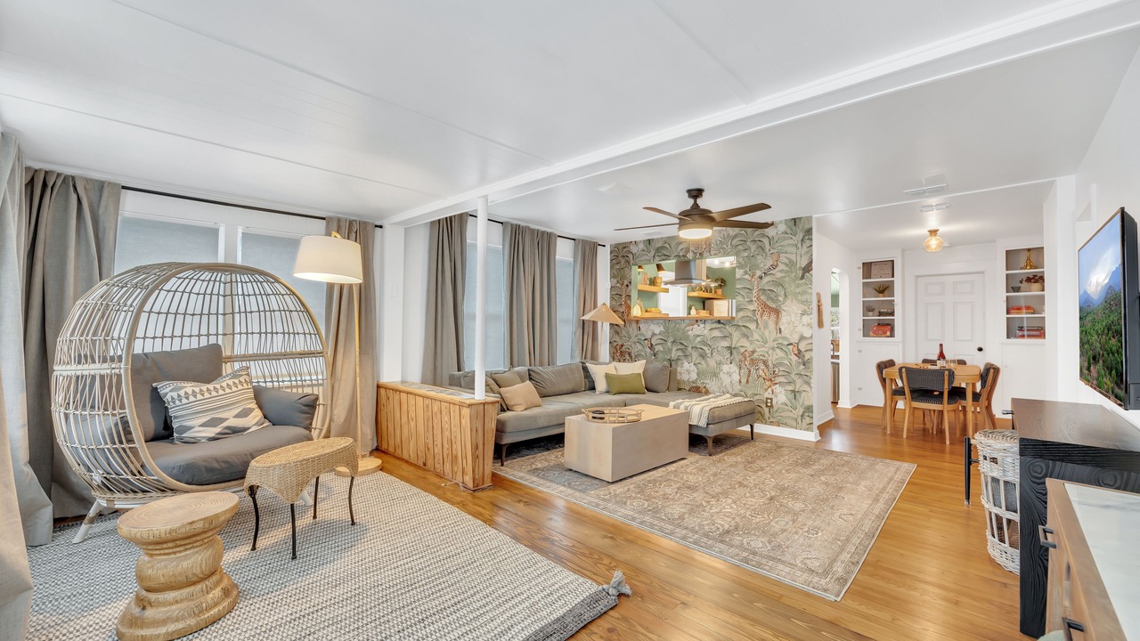 Photo of Livingroom in Murray Hill