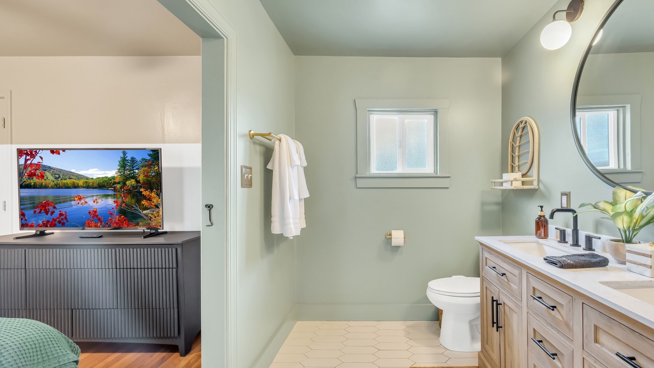 Photo of Bathroom in Murray Hill