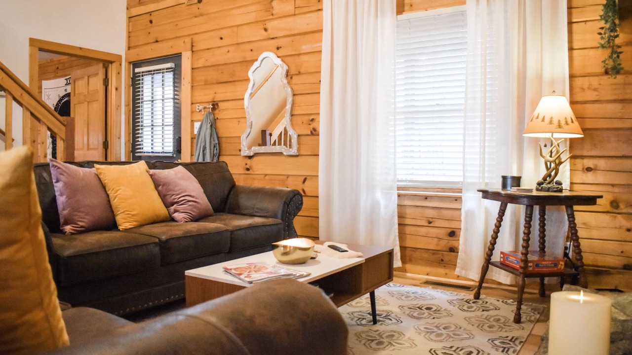 Photo of Livingroom in Pine Mountain
