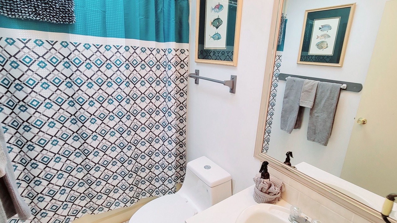 Photo of Bathroom in Edgewater