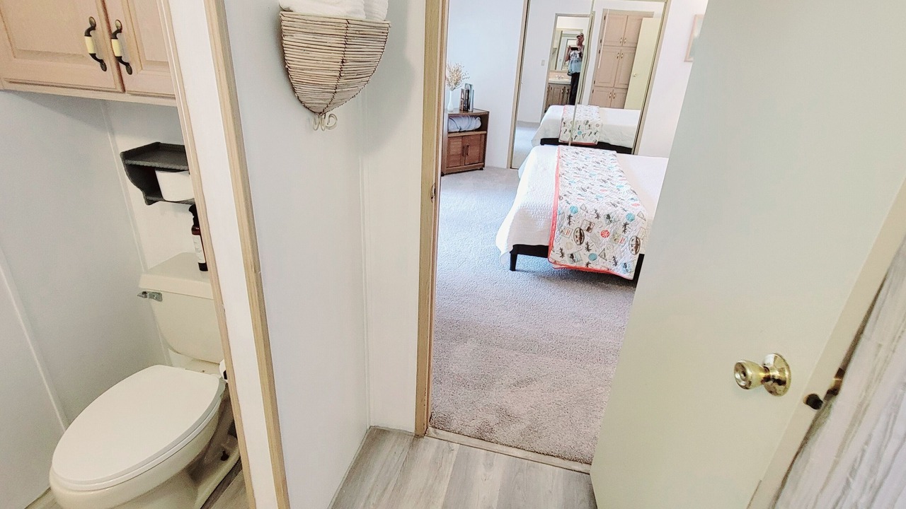 Photo of Bathroom in Edgewater