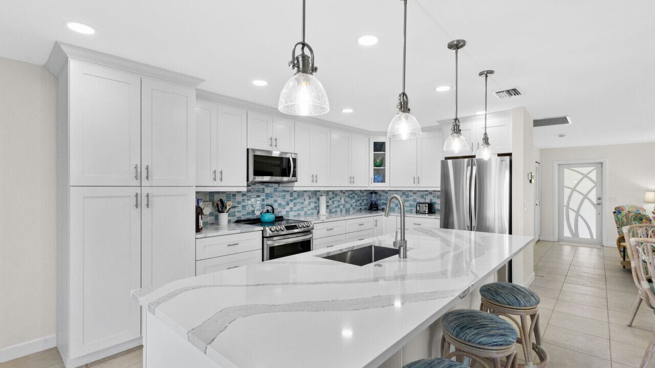 Photo of Kitchen in Caloosahatchee