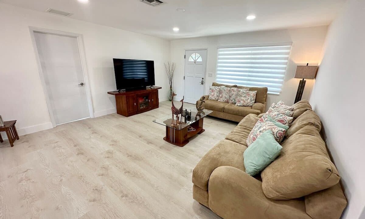 Photo of Livingroom in Melaleuca Gardens