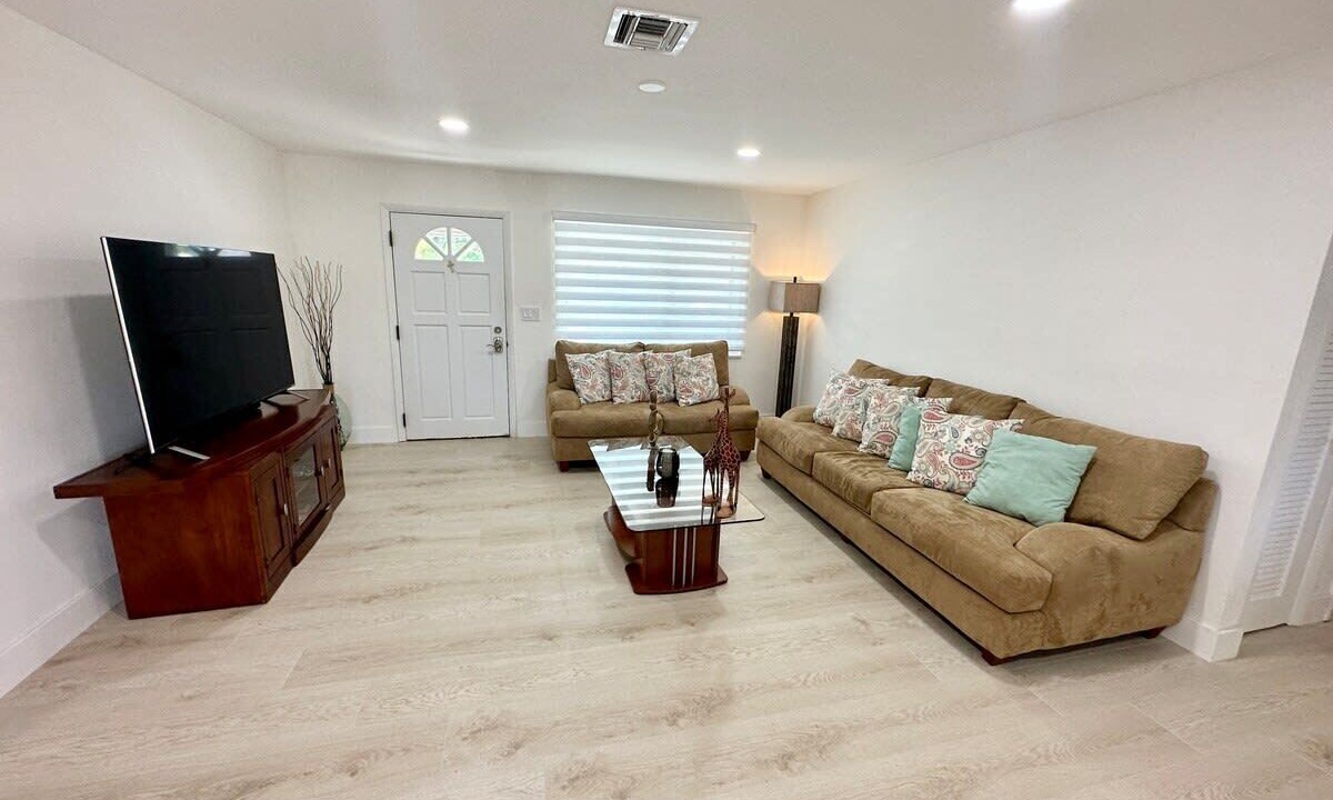 Photo of Livingroom in Melaleuca Gardens