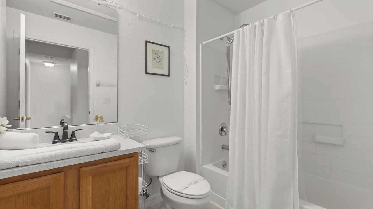 Photo of Bathroom in Sunset Lakes