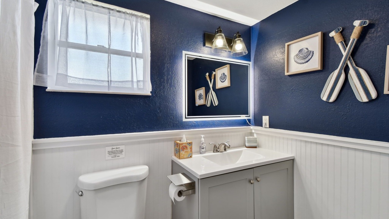 Photo of Bathroom in Ormond Ocean Gard
