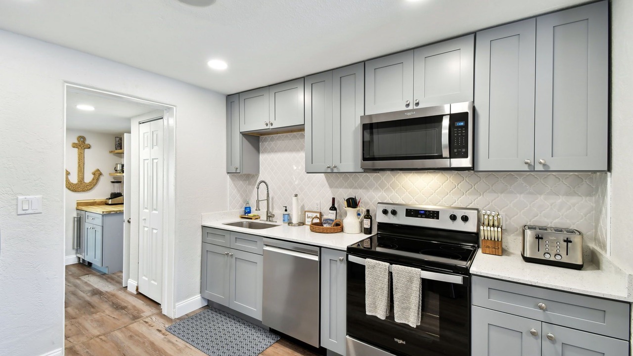Photo of Kitchen in Ormond Ocean Gard