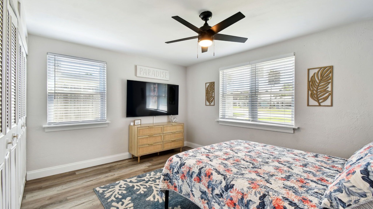 Photo of Bedroom in Ormond Ocean Gard