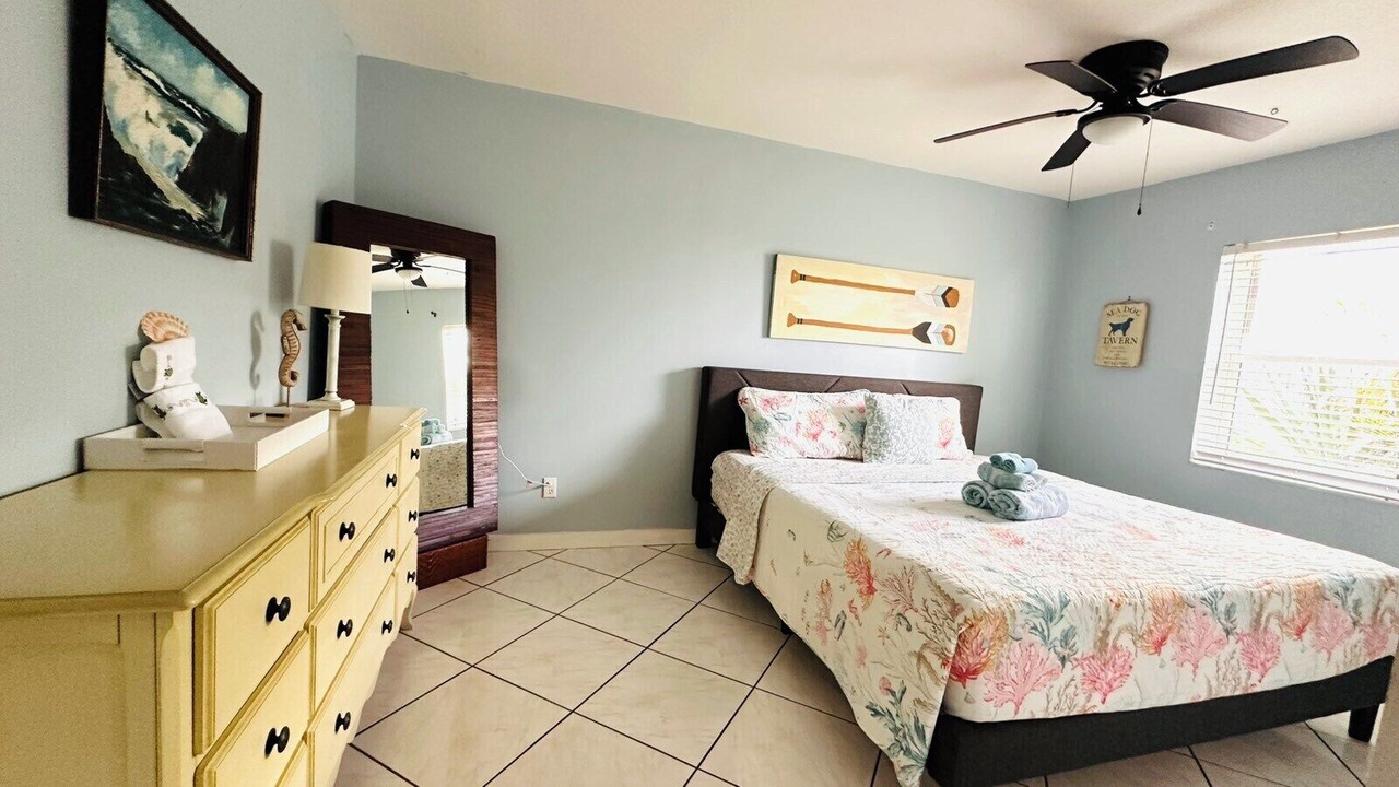 Photo of Bedroom in Tropic