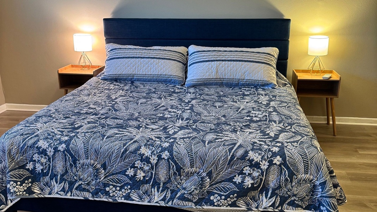 Photo of Bedroom in Breakers