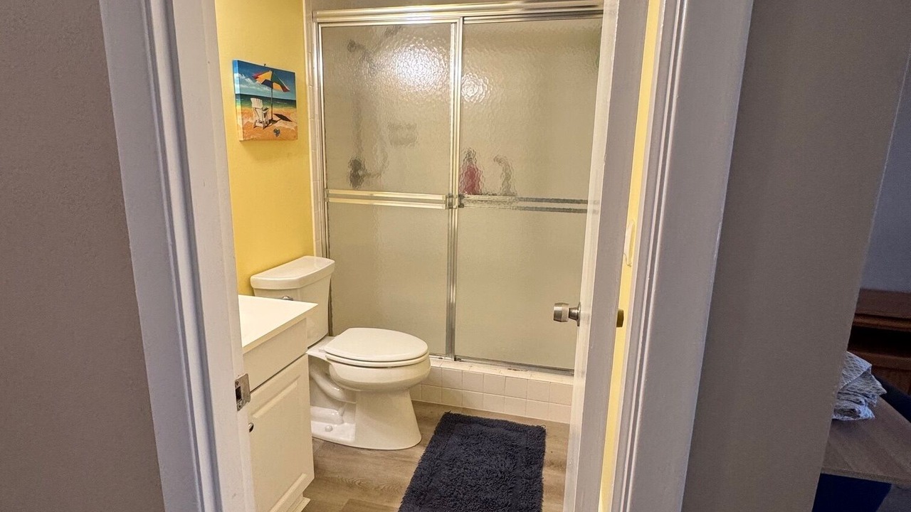 Photo of Bathroom in Breakers