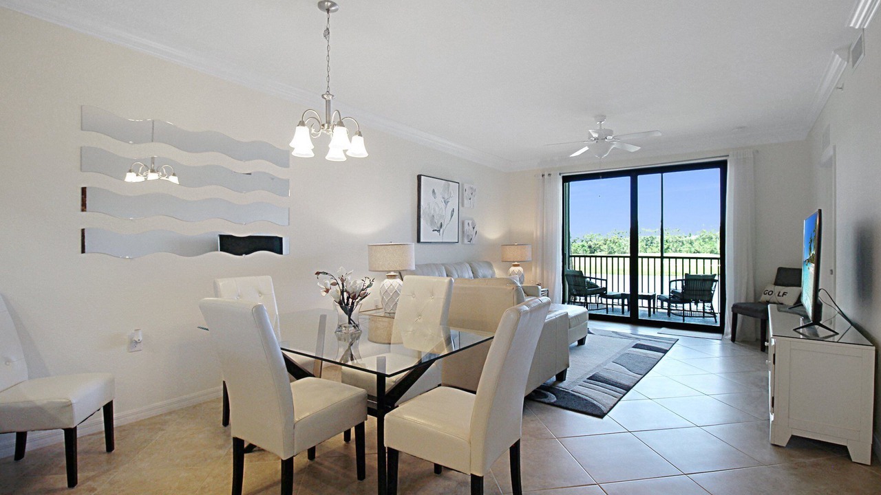 Photo of Livingroom in Lakewood Ranch