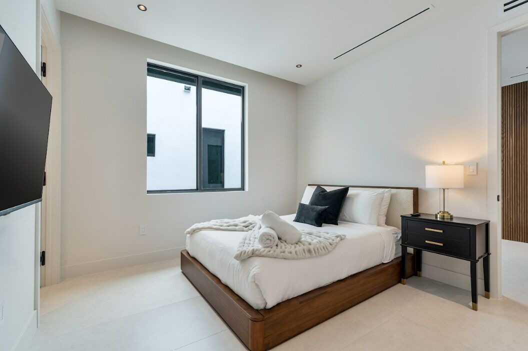 Photo of Bedroom in Coral Way