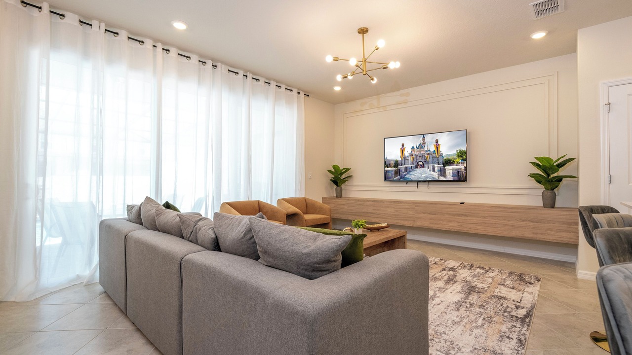 Photo of Livingroom in Four Corners