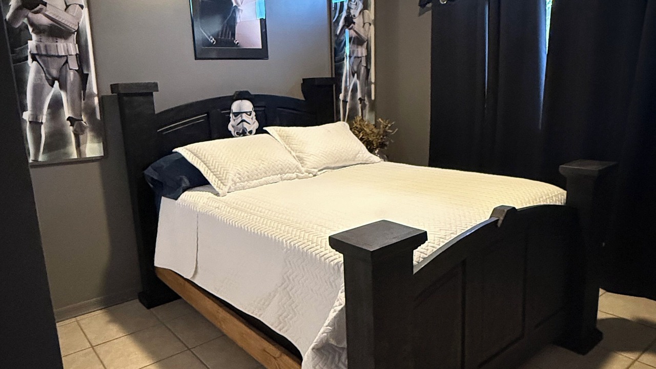 Photo of Bedroom in Lake Davenport Estates