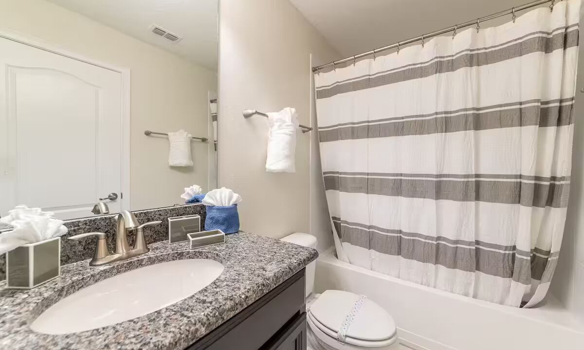 Photo of Bathroom in Loughman