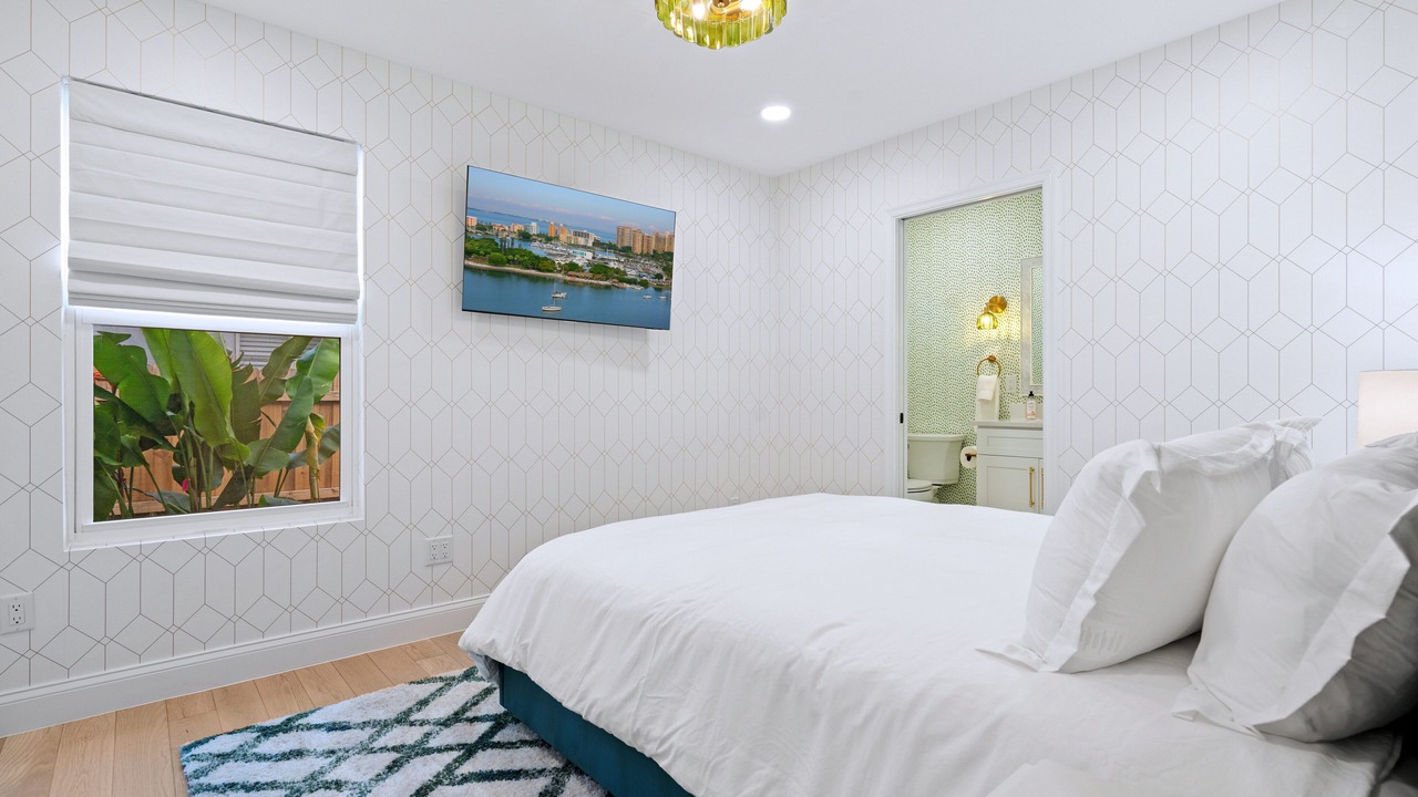 Photo of Bedroom in Downtown
