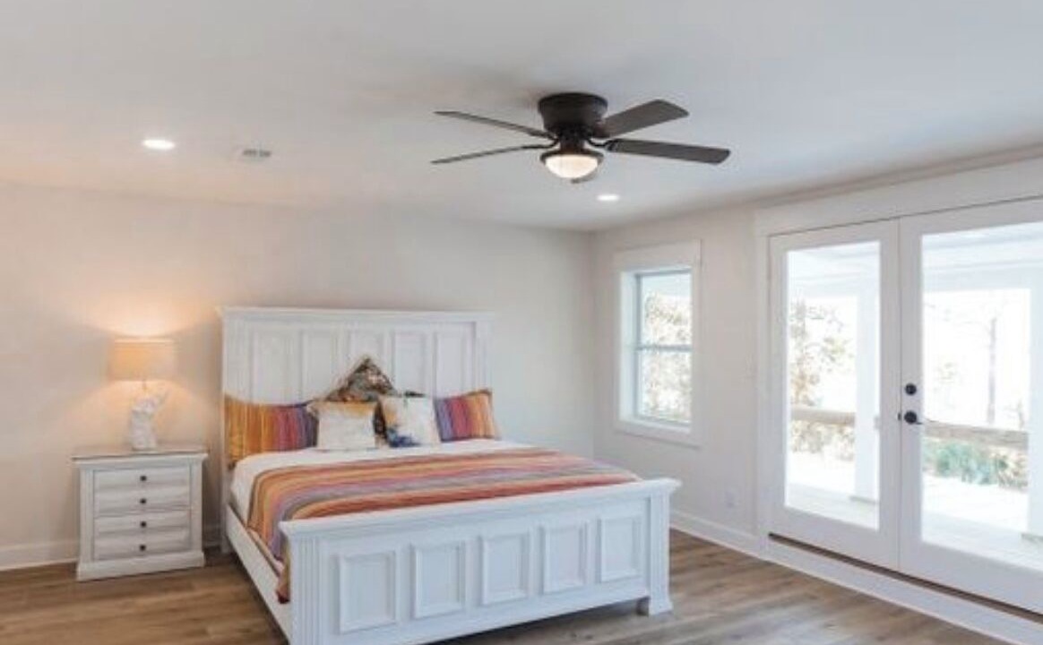 Photo of Bedroom in Carrabelle