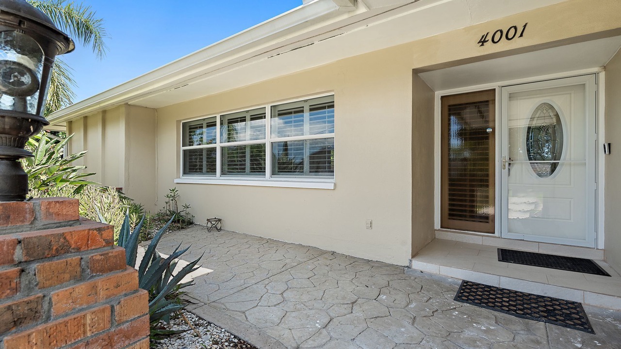 Photo of Outdoor in Harbor Hills