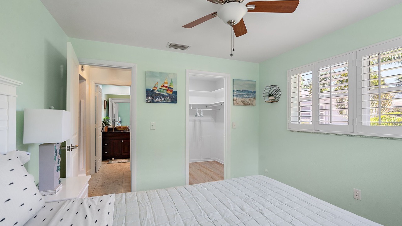 Photo of Bedroom in Harbor Hills