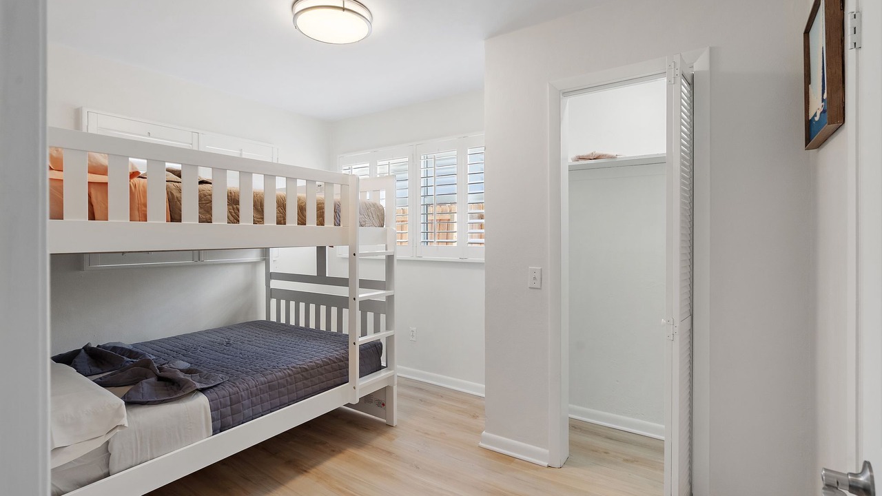 Photo of Bedroom in Harbor Hills