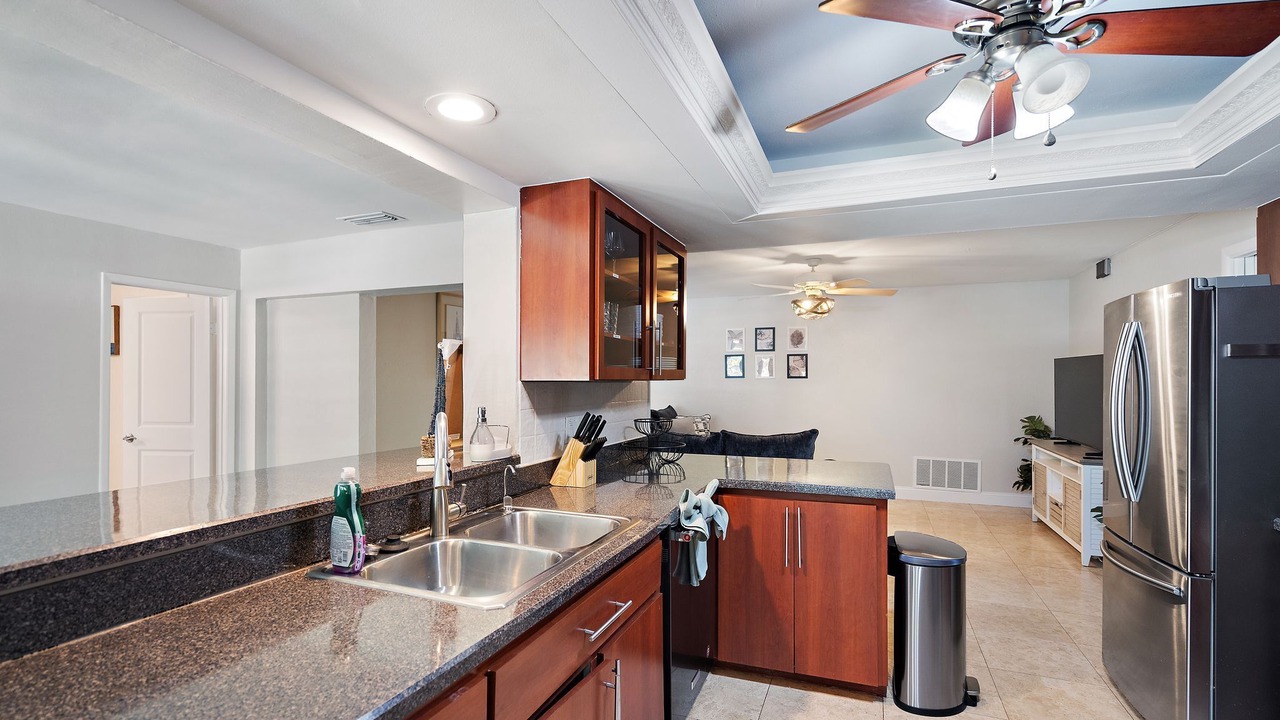 Photo of Kitchen in Harbor Hills