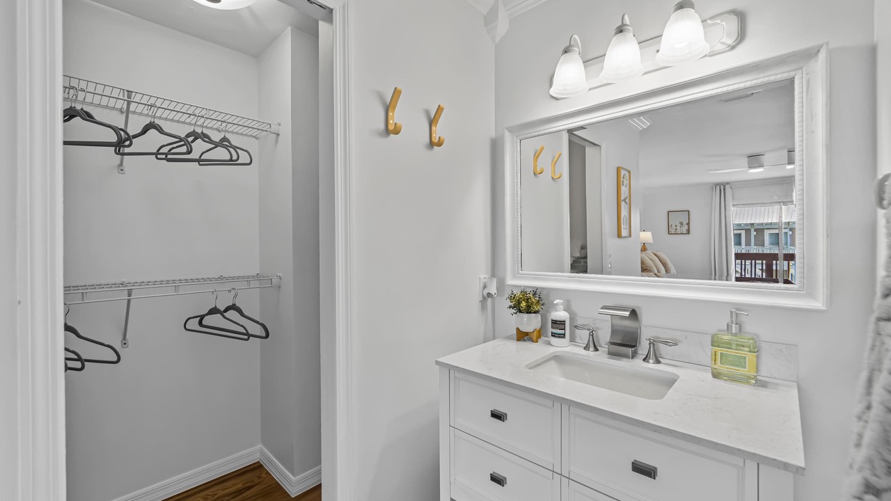 Photo of Bathroom in Marineland Acres