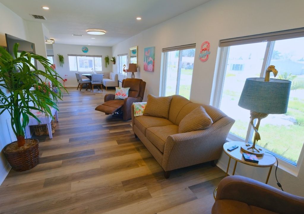 Photo of Livingroom in Flamingo Bay