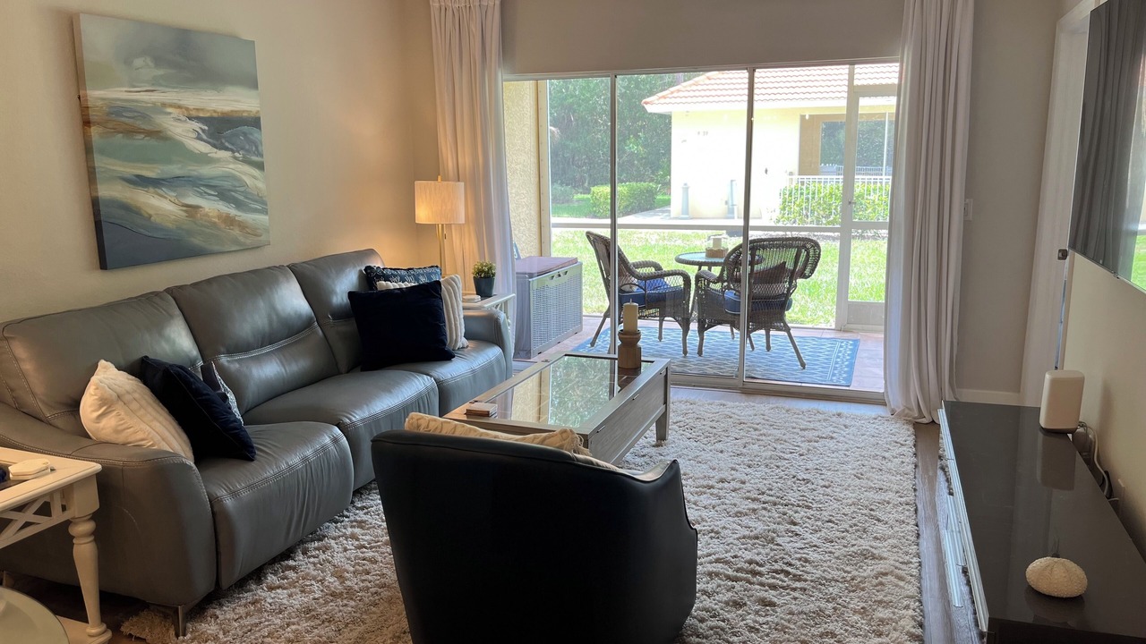 Photo of Bedroom in Naples
