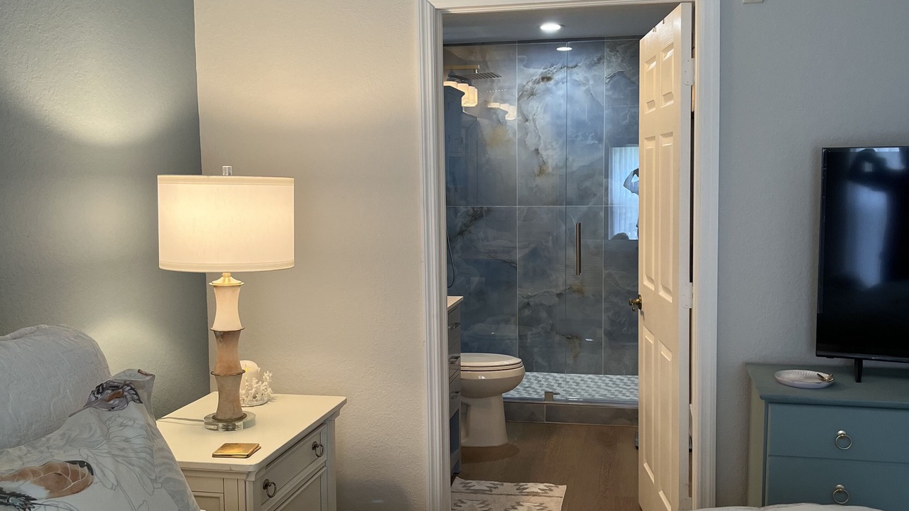 Photo of Bathroom in Naples