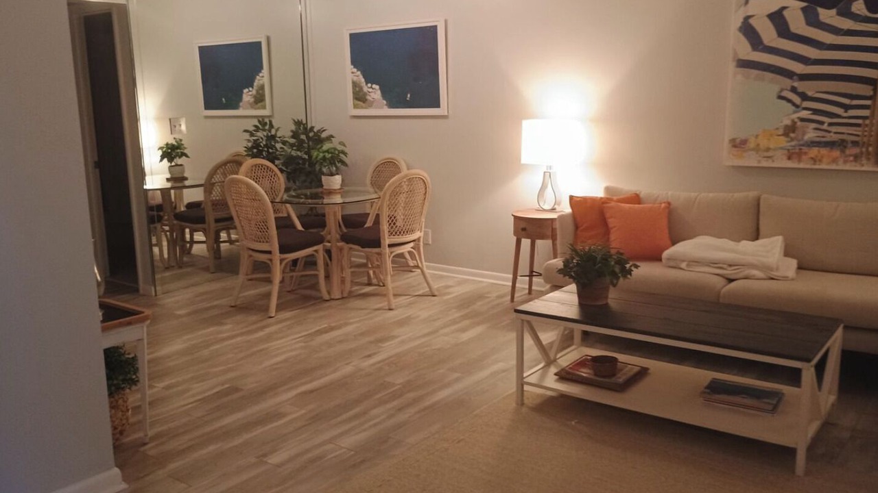 Photo of Livingroom in Ocean Ridge