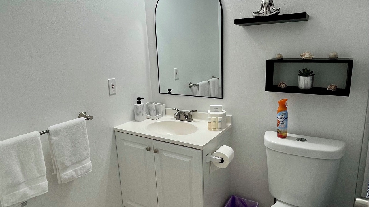 Photo of Bathroom in Trailer Estates
