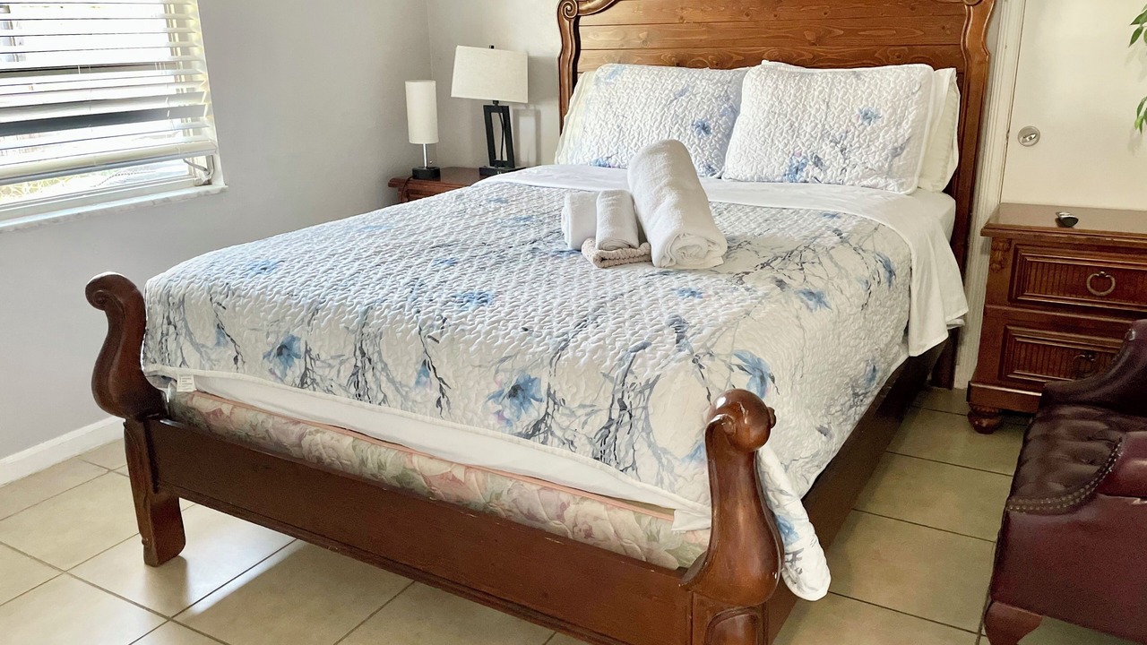 Photo of Bedroom in Bayou Shores