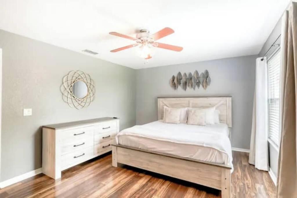 Photo of Bedroom in Regal Palms