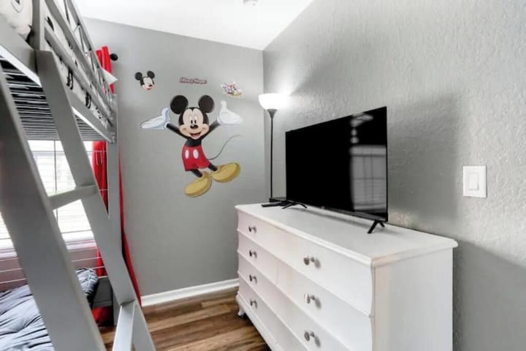 Photo of Bedroom in Regal Palms
