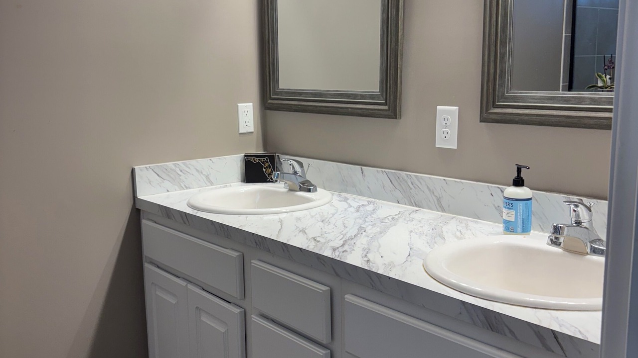 Photo of Bathroom in Doctors Inlet
