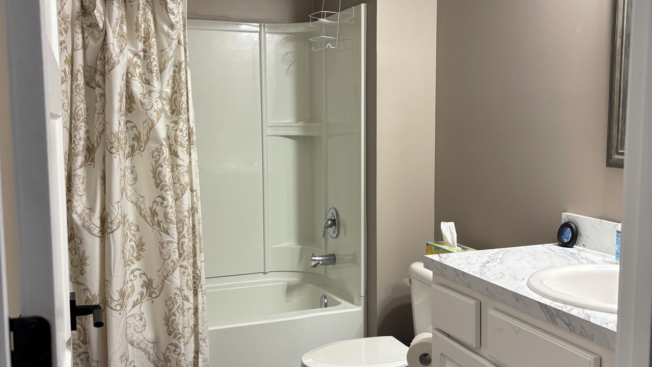 Photo of Bathroom in Doctors Inlet