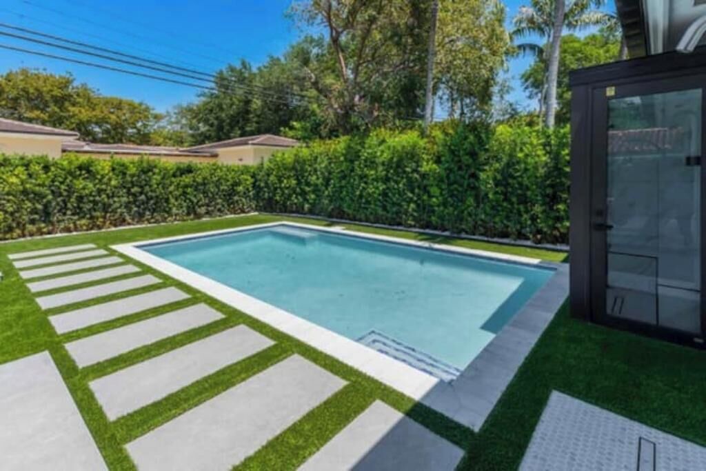 Photo of Outdoor in Country Club Section