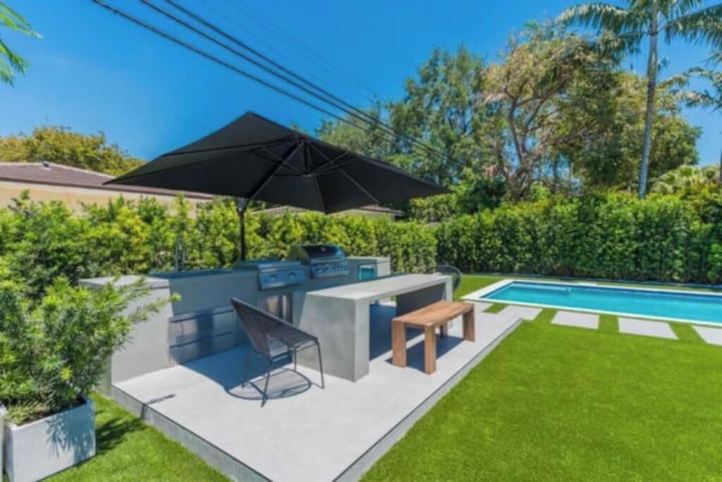 Photo of Patio Balcony in Country Club Section