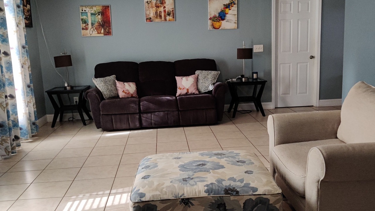 Photo of Livingroom in Longwood