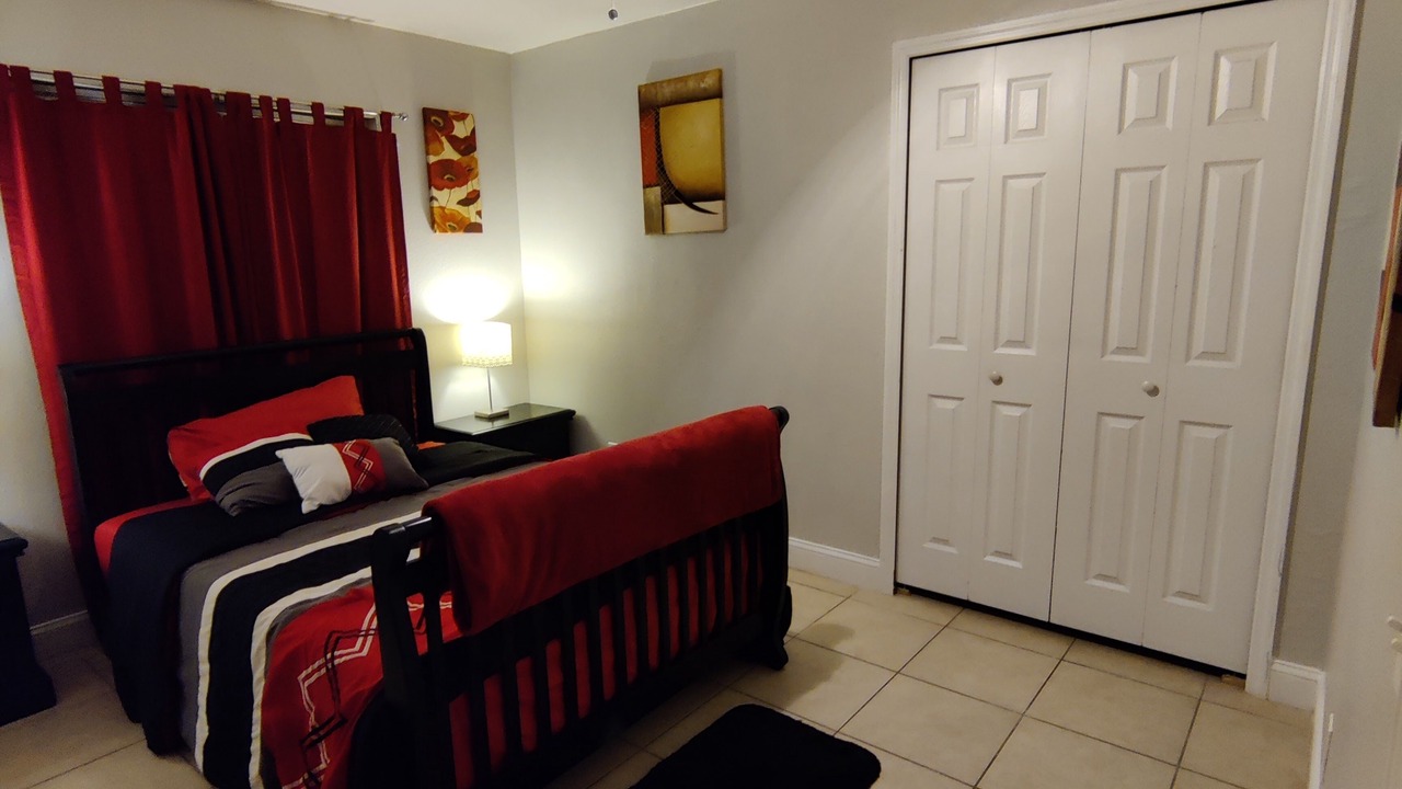 Photo of Bedroom in Longwood